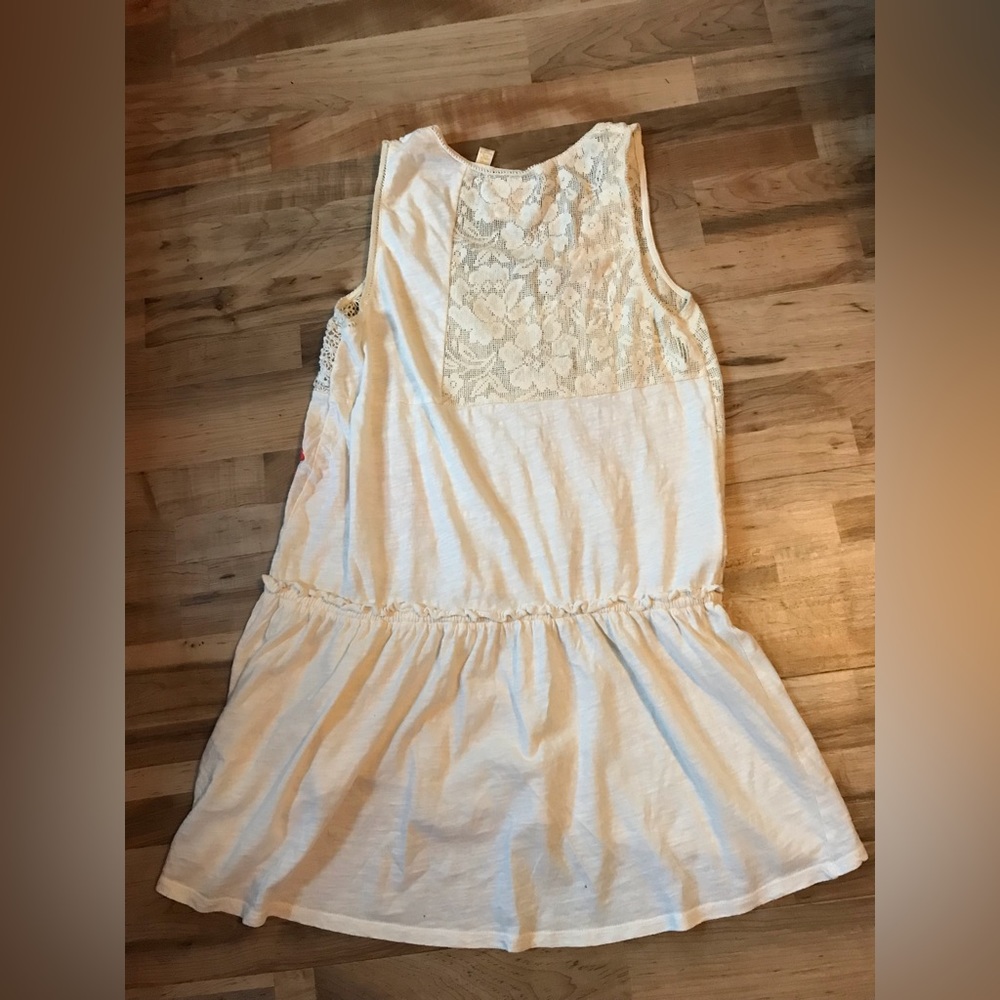 Anthro - Ric Rac Beaded Tunic Tank - Picture 3 of 11